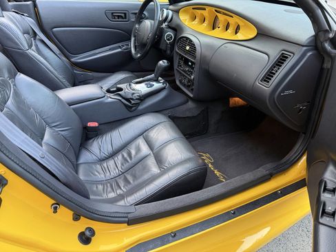 Used 2000 Plymouth Prowler image 27