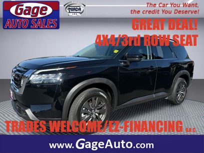 Used 2022 Nissan Pathfinder SV