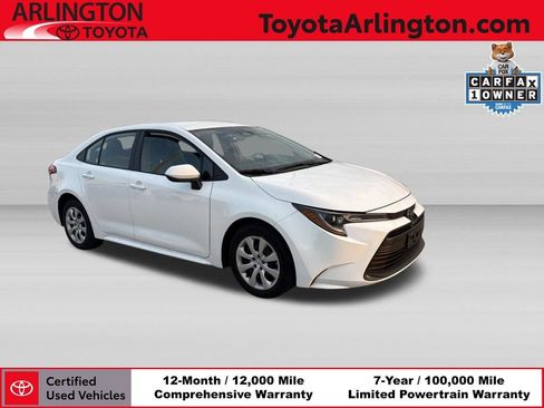 Used 2025 Toyota Corolla LE FWD image 1