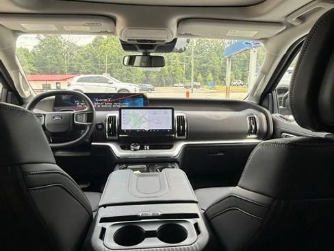 New 2026 Ford Expedition Max Platinum AWD/4WD image 23
