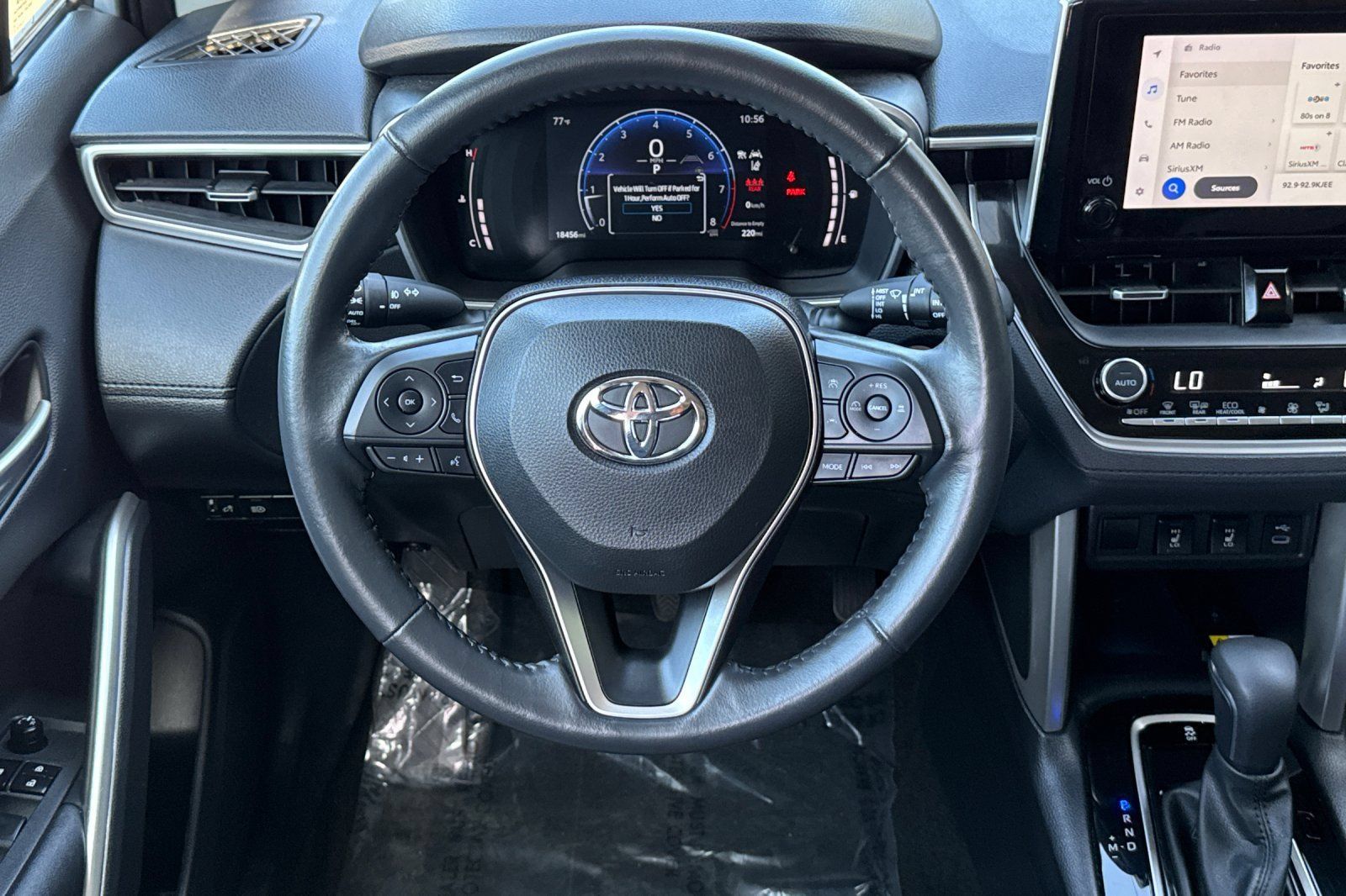 Used 2023 Toyota Corolla Cross XLE w/ Convenience Package FWD image 16