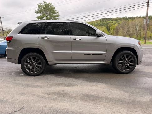 Used 2019 Jeep Grand Cherokee High Altitude AWD/4WD image 4