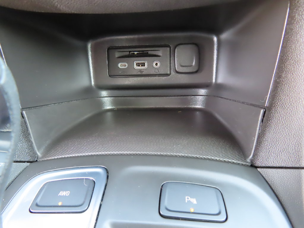 Used 2023 Chevrolet Equinox LT AWD/4WD image 9
