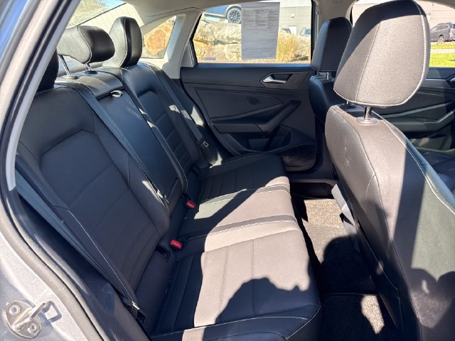 Used 2024 Volkswagen Jetta SE w/ Panoramic Sunroof Package FWD image 14