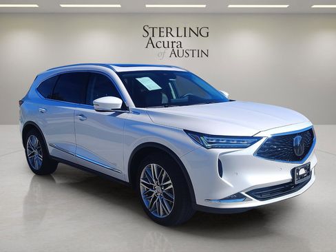 Used 2023 Acura MDX SH-AWD w/ Advance Package image 3