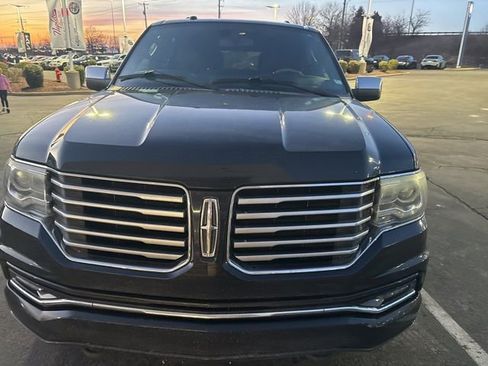 Used 2016 Lincoln Navigator L Select image 2
