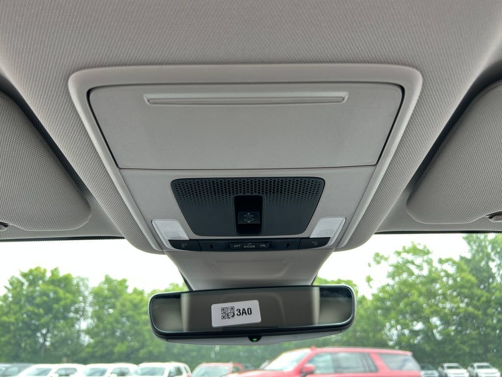 Used 2027 Honda CR-V EX-L image 14
