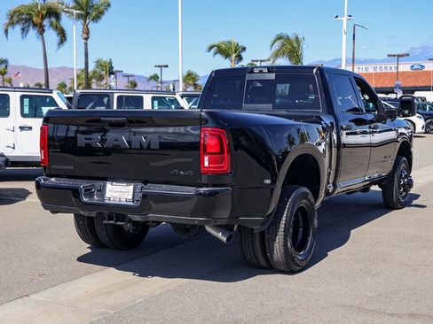 New 2026 RAM 3500 Big Horn AWD/4WD image 4