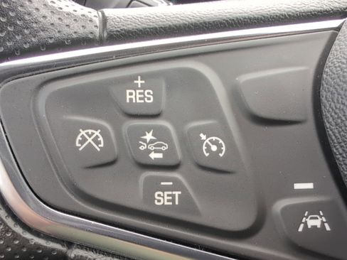 Used 2025 Chevrolet Malibu LT image 22