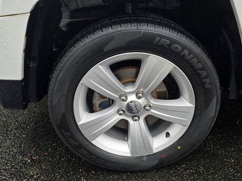 Used 2014 Jeep Patriot Limited w/ Sun/Sound Group image 10