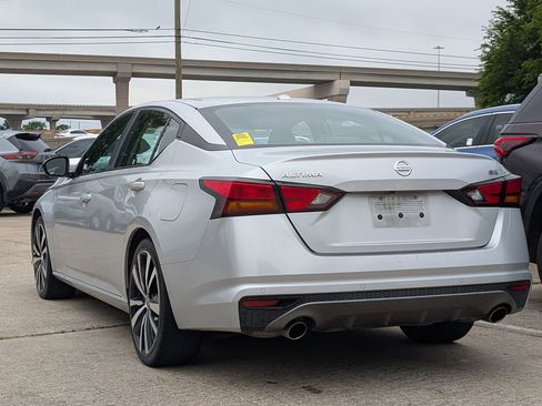 Used 2021 Nissan Altima 2.5 SR image 4