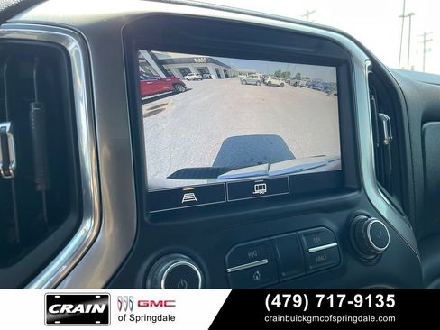 Used 2021 Chevrolet Silverado 1500 LT Trail Boss w/ Convenience Package II AWD/4WD image 18