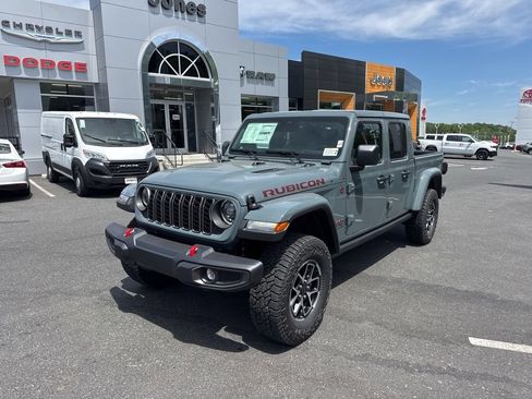 New 2026 Jeep Gladiator Rubicon w/ Steel Power Dome Hood Package AWD/4WD image 1