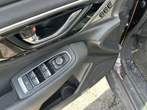 Used 2023 Subaru Outback Limited AWD/4WD image 17