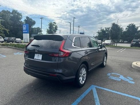 Used 2024 Honda CR-V EX image 8