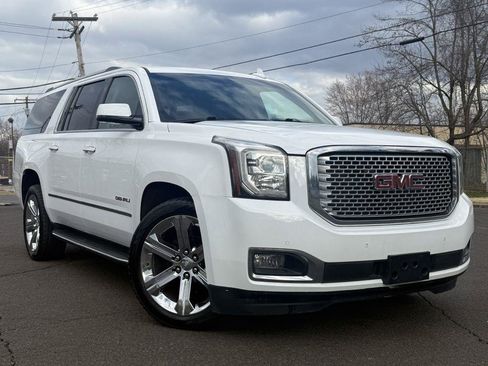 Used 2017 GMC Yukon XL Denali w/ Open Road Package image 2