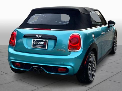 Used 2018 MINI Cooper S image 12