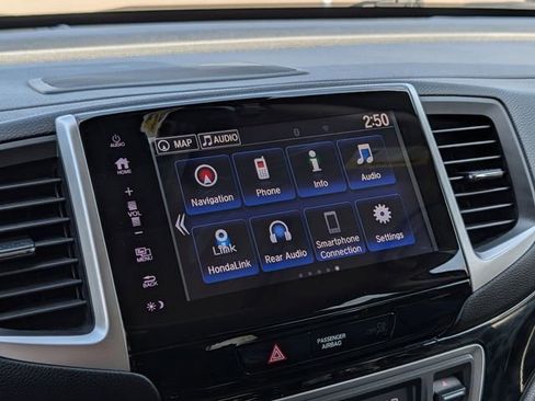 Used 2018 Honda Pilot Elite image 19
