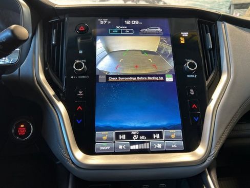 Used 2021 Subaru Outback Limited image 6