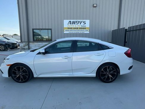 Used 2019 Honda Civic Sport image 8