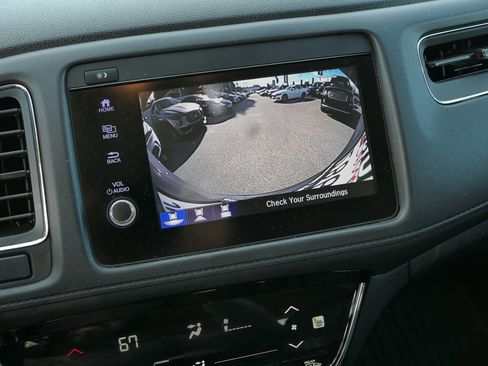 Used 2021 Honda HR-V EX-L image 16