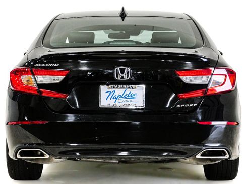 Used 2022 Honda Accord Sport image 7
