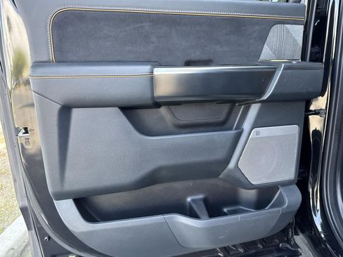 Used 2023 Ford F150 Platinum image 26