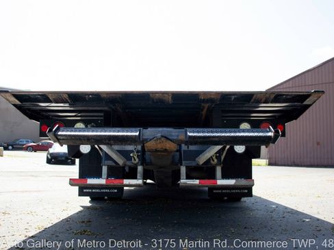 Used 2024 RAM 5500 4x4 Regular Cab image 18
