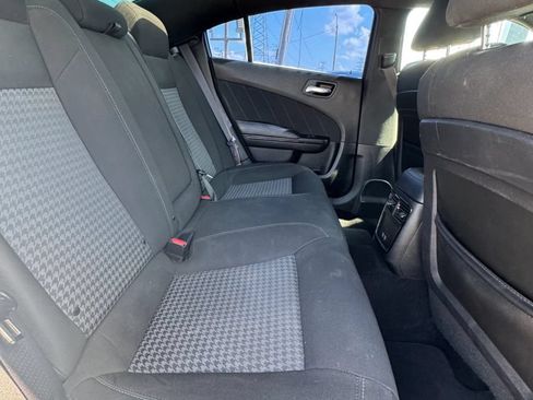 Used 2022 Dodge Charger R/T w/ Blacktop Package RWD image 11