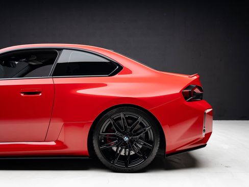 Used 2023 BMW M2 w/ Lighting Package RWD image 21