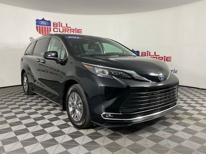 Used 2024 Toyota Sienna XLE
