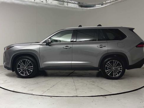 Used 2026 Toyota Grand Highlander AWD Hybrid image 8