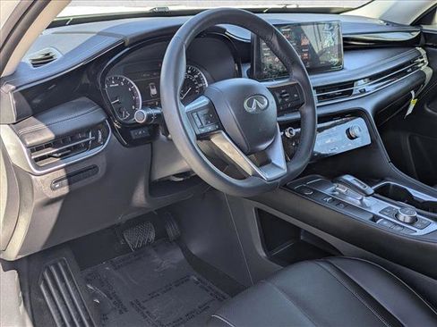 Certified 2025 INFINITI QX60 Pure image 10