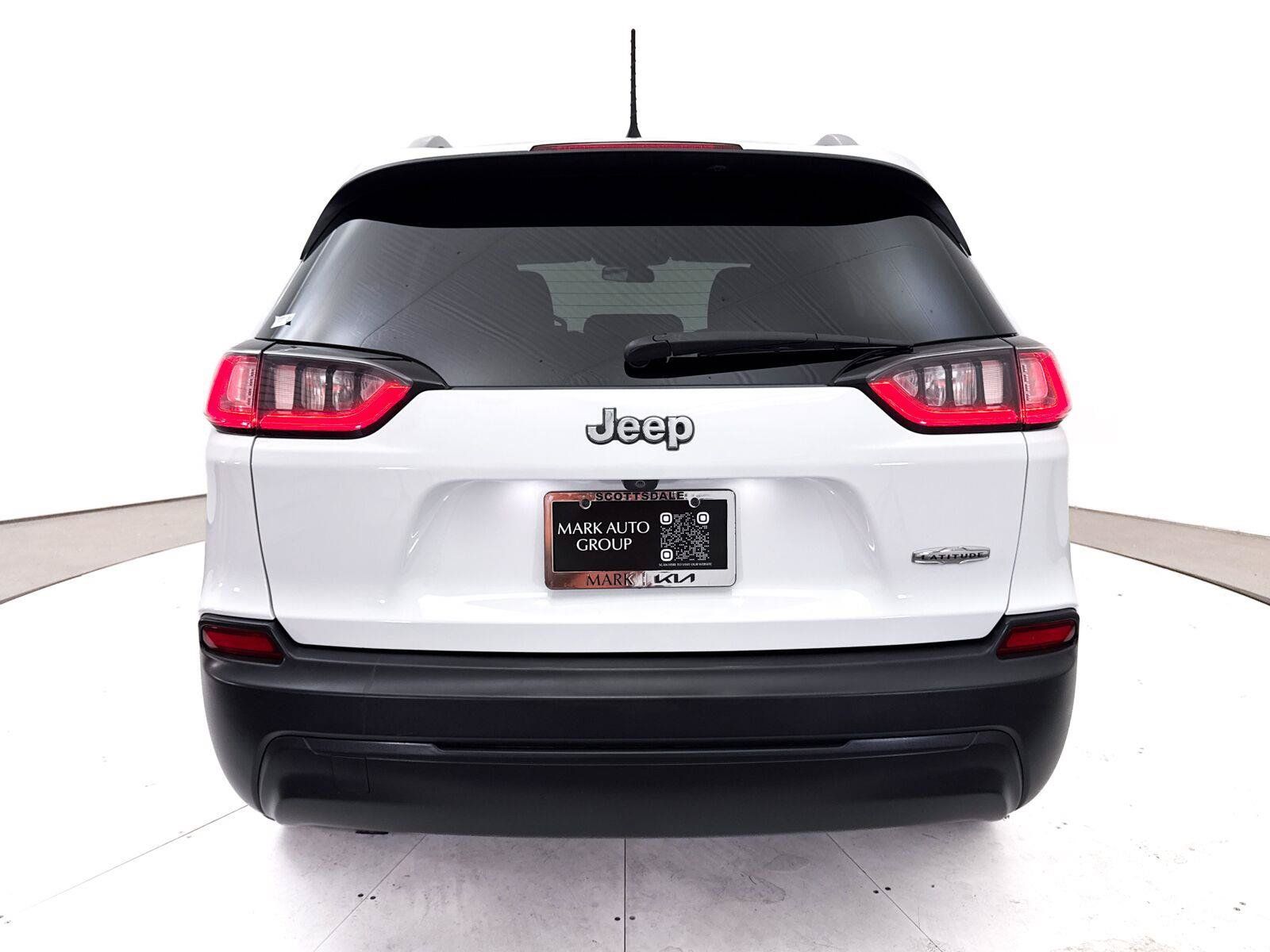 Used 2019 Jeep Cherokee Latitude w/ Popular Appearance Group FWD image 15