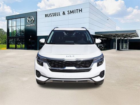 Used 2023 Kia Seltos S w/ Navigation Package image 2