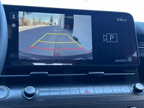 New 2026 Hyundai Kona SE image 20