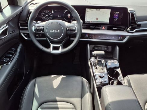 Used 2025 Kia Sportage SX FWD image 3