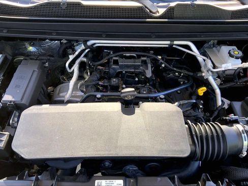 Used 2024 Chevrolet Colorado W/T w/ WT Convenience Package II RWD image 30