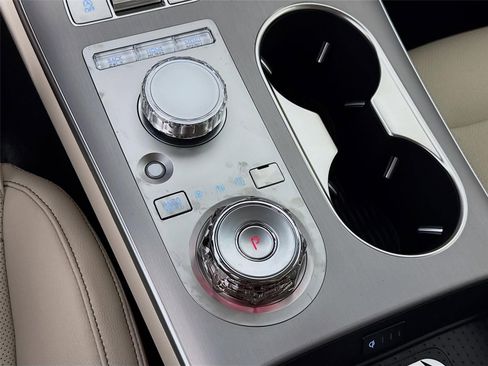 New 2026 Genesis GV70 2.5T Select AWD/4WD image 19