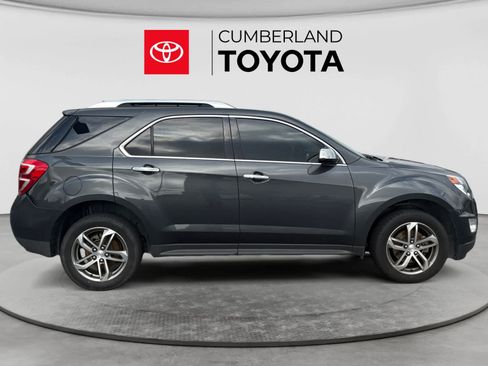 Used 2017 Chevrolet Equinox Premier w/ Enhanced Convenience Package AWD/4WD image 6
