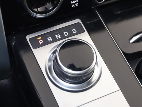 Used 2019 Land Rover Range Rover Supercharged AWD/4WD image 7