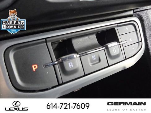 Used 2023 GMC Acadia SLE image 28