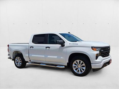 New 2025 Chevrolet Silverado 1500 Custom image 7