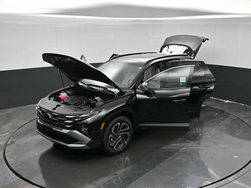 New 2026 Hyundai Tucson Limited image 40