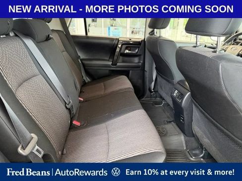 Used 2017 Toyota 4Runner TRD Off-Road AWD/4WD image 7