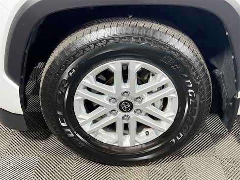 Used 2024 Toyota Sequoia SR5 image 33