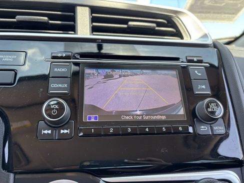 Used 2017 Honda Fit LX image 21