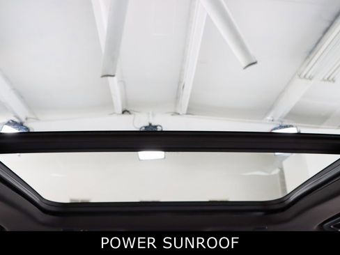 Used 2023 GMC Yukon Denali image 23