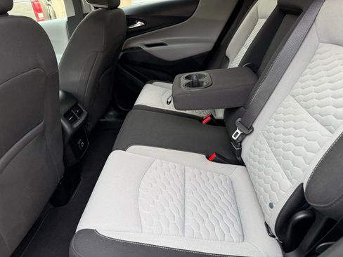 Used 2020 Chevrolet Equinox LT image 24