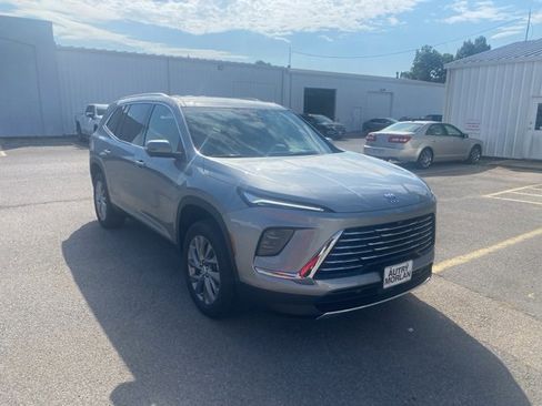 New 2026 Buick Enclave Preferred w/ Power Package image 8